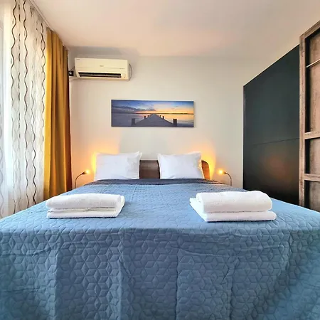 Sunrise - 2 Bedrooms To The Sea ブルガス